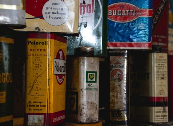 Lubricants oil and metalworking fluids